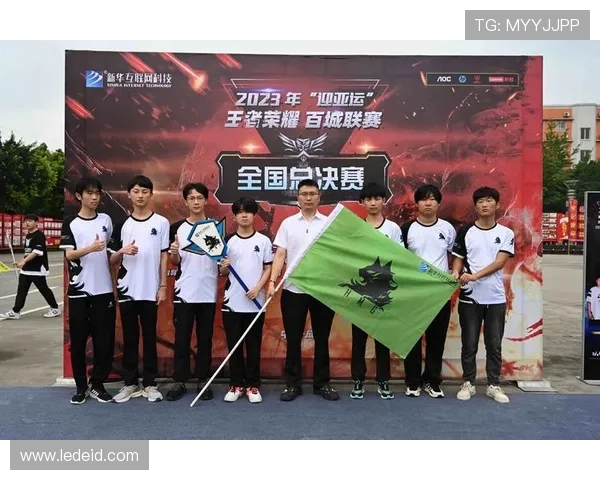 Tian以无懈可击的野区掌控力带领团队重塑荣耀再现冠军之路