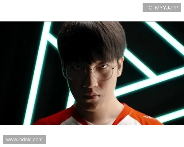 Bin上单无解操作再现赛场带领团队逆转取胜震撼全场