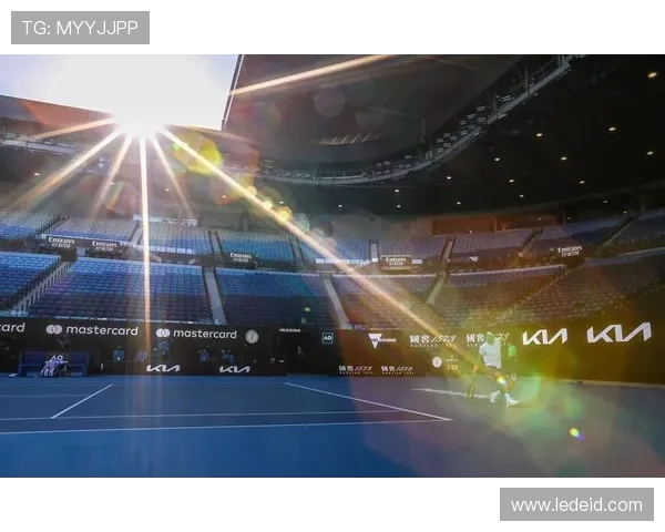 网球运动发展历程与技术革新分析：从草地到硬地的演变与未来趋势