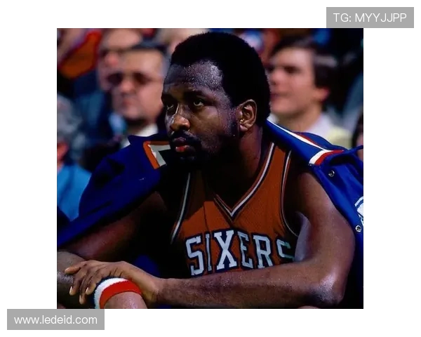 摩西马龙如何凭借内线统治力改变NBA历史格局并影响后辈球员成长