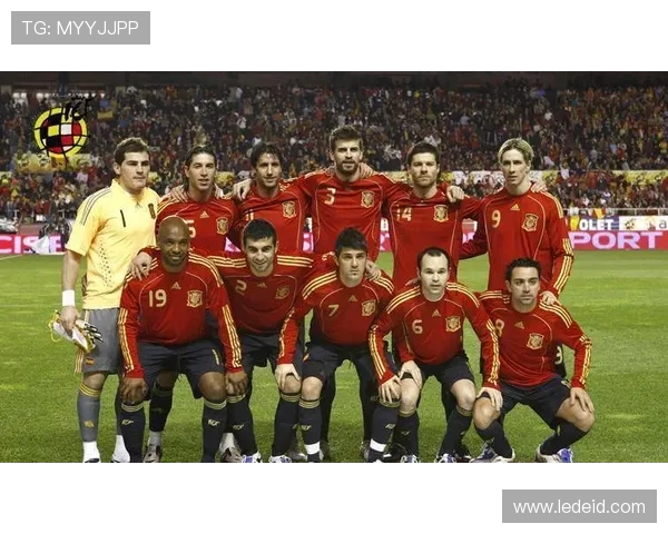 伊克尔·卡西利亚斯：从传奇门神到足球历史的重要见证者