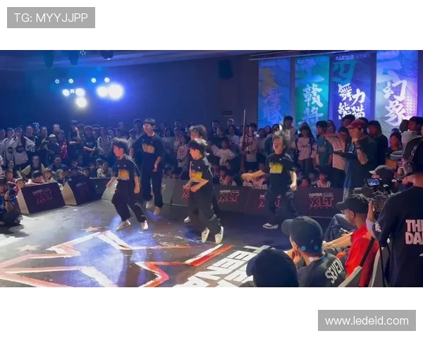 成都街舞队荣登全国街舞排行榜第四名展现实力与风采