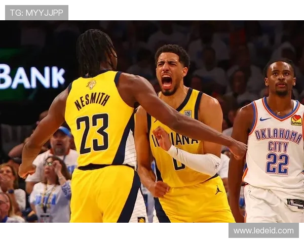 休斯敦火箭与步行者激战正酣谁能在NBA赛场上笑到最后